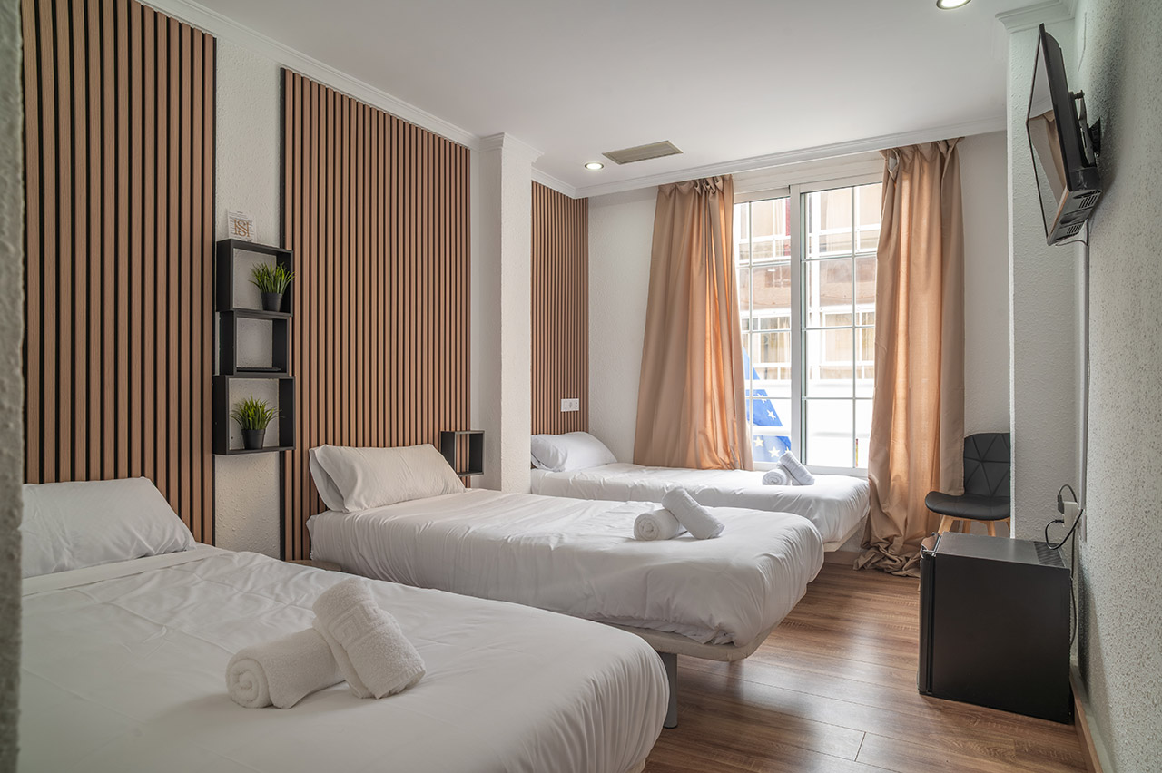 Ella Torremolinos - Hotel - Habitaciones - Triple individual