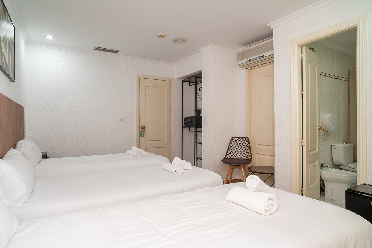 Ella Torremolinos - Hotel - Habitaciones - Triple individual