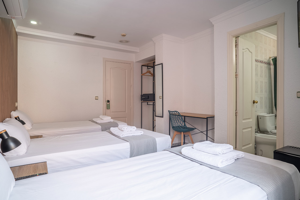 Ella Torremolinos - Hotel - Rooms - Triple single